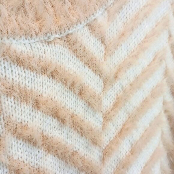 Sugar Lips cream/tan scoop neck drop shoulder eyelash knit chevron print sweater - Picture 6 of 11